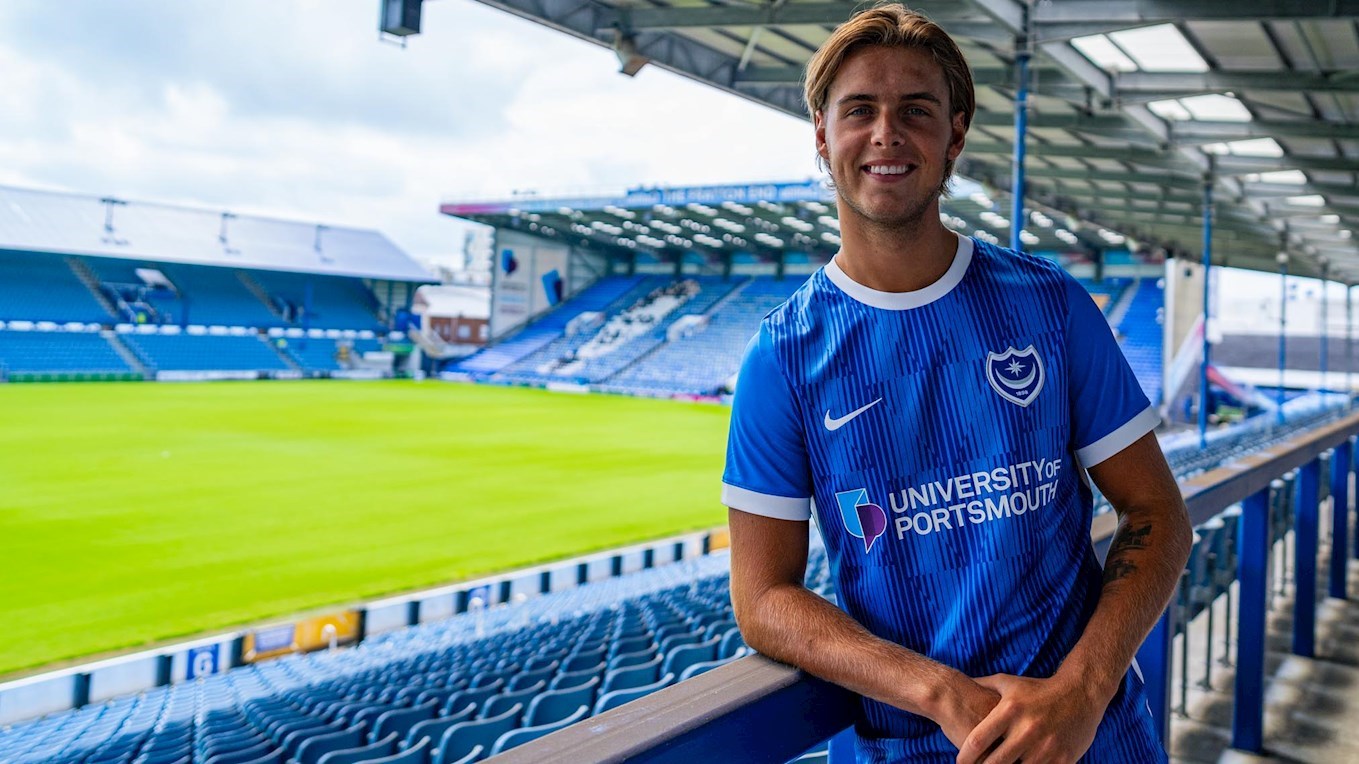 Ryley Towler in the Pompey home kit