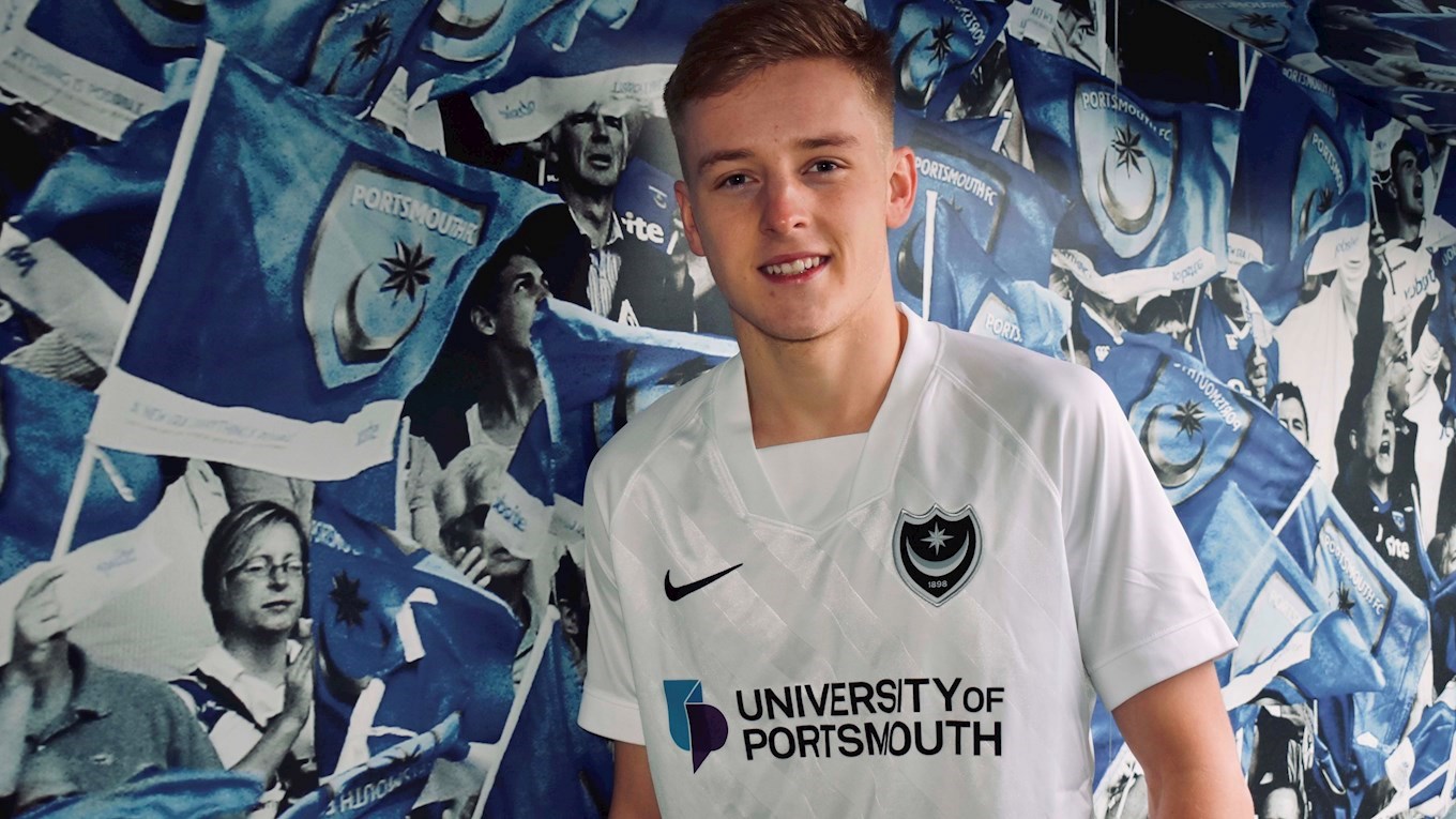 Harvey White signs for Pompey