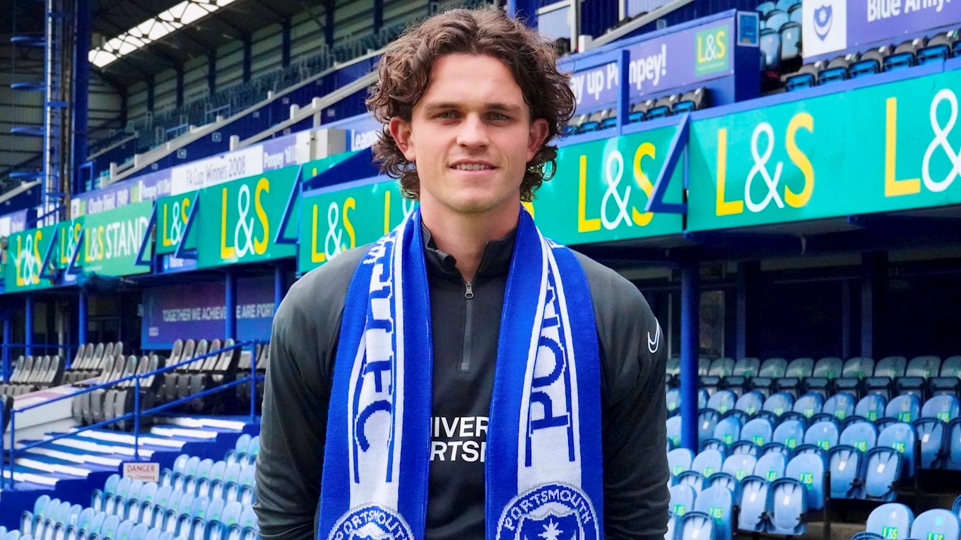 Rasmus Nicolaisen signs for Pompey
