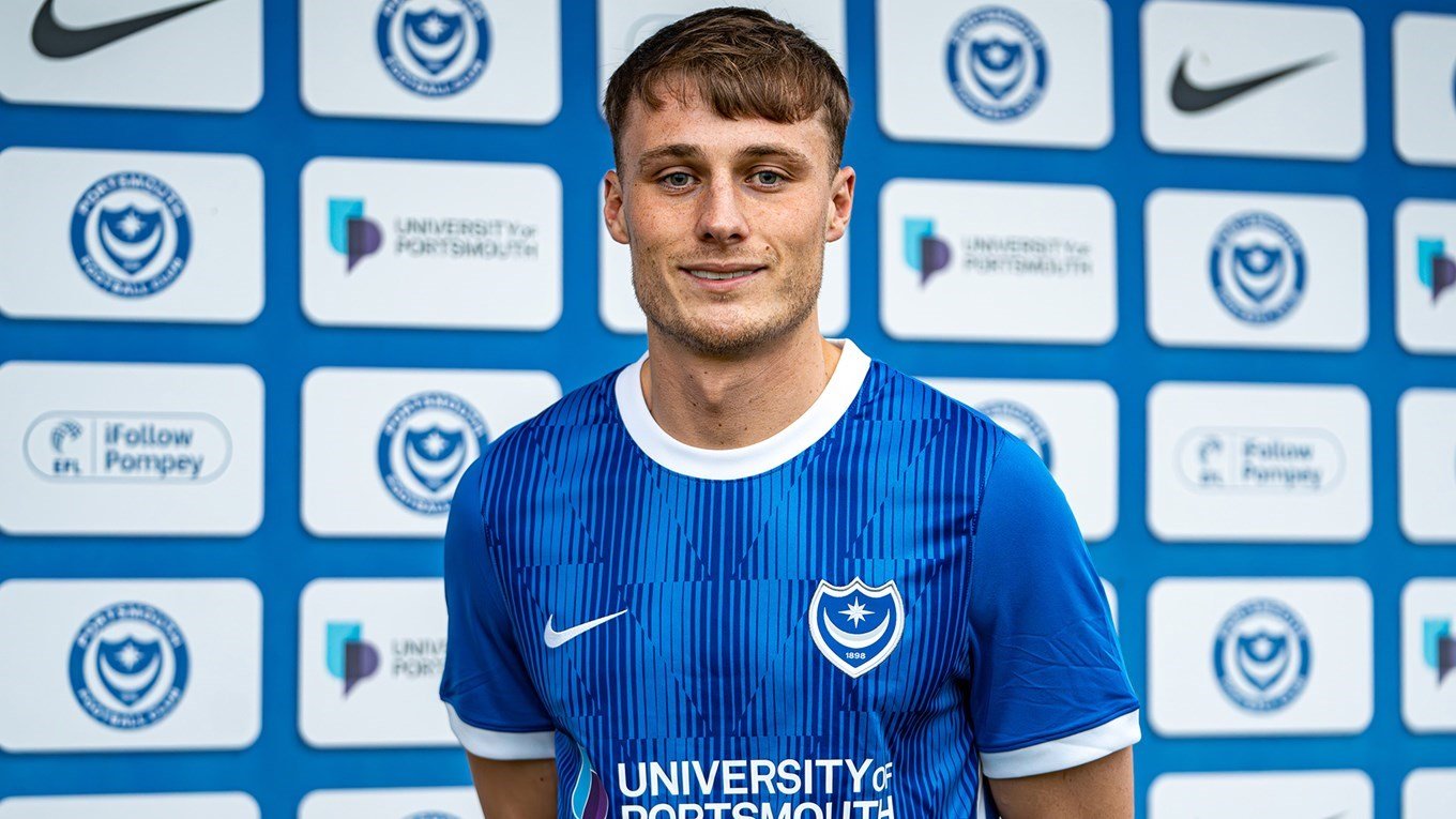 Owen Moxon signs for Pompey